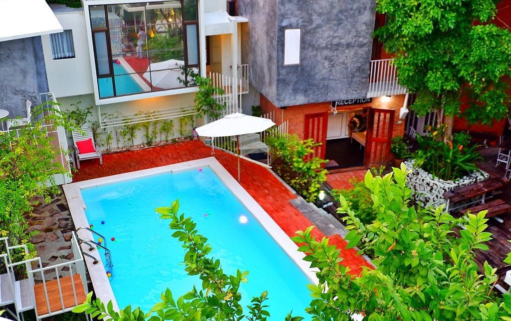 Hy Resort Chonburi Extérieur photo
